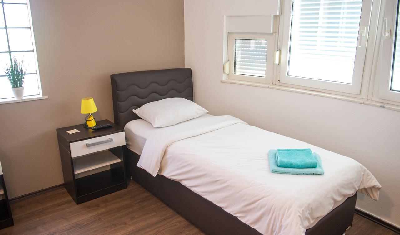 Guesthouse Stari Grad モスタル エクステリア 写真