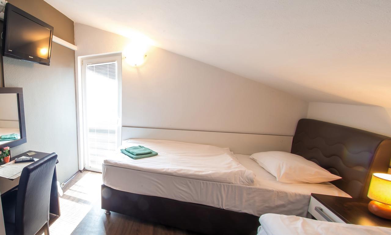 Guesthouse Stari Grad モスタル エクステリア 写真