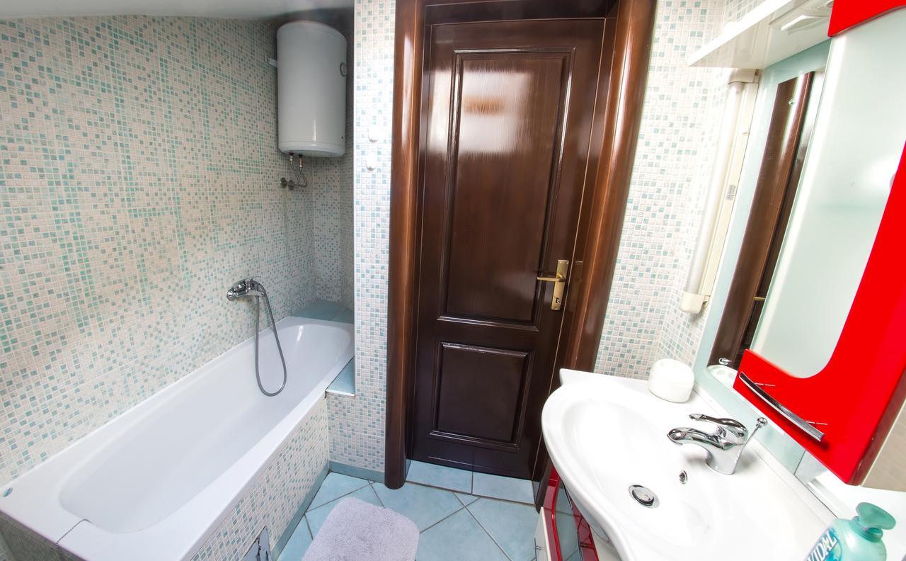 Guesthouse Stari Grad モスタル エクステリア 写真